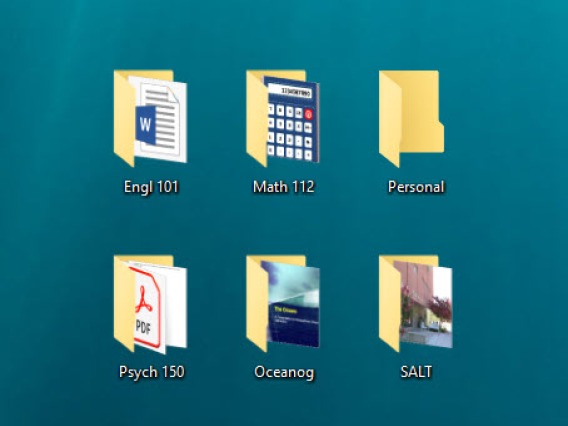 Course folders displayed on desktop