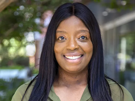 Gizelle Gilbert Headshot