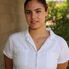 Picture of Analuisa Santos